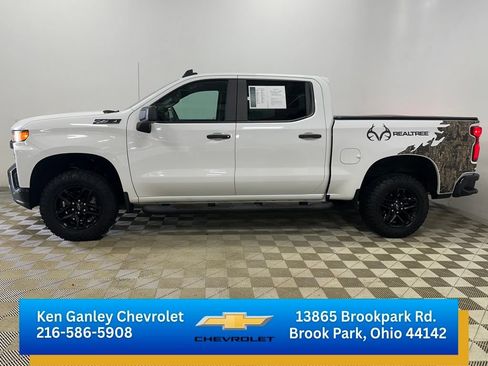 Certified 2021 Chevrolet Silverado 1500 Custom Trail Boss w/ Realtree Special Edition AWD/4WD image 6