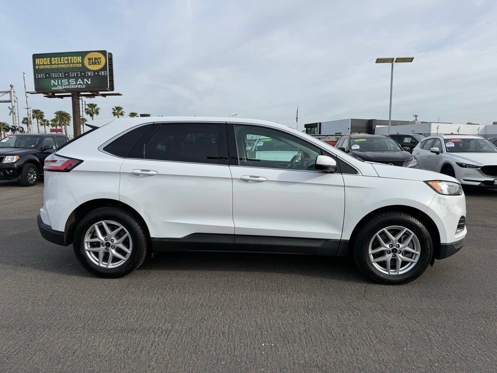 Used 2024 Ford Edge SEL AWD/4WD image 7