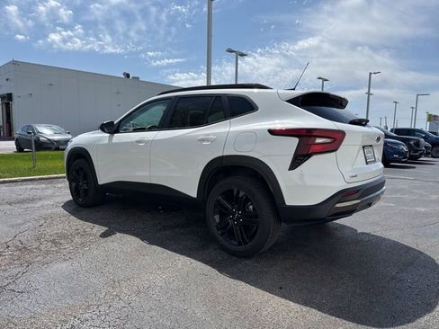 Used 2024 Chevrolet Trax ACTIV w/ Driver Confidence Package image 4