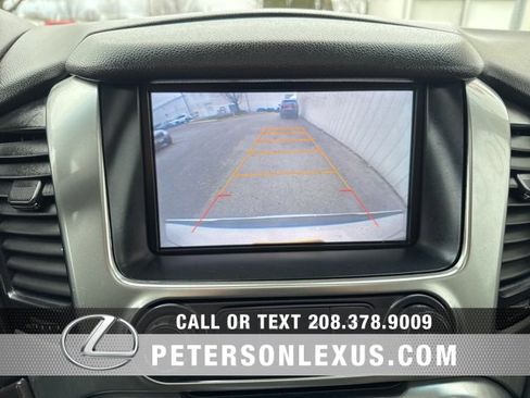 Used 2015 Chevrolet Suburban LTZ image 17