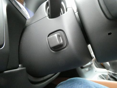 Used 2014 Chevrolet Corvette Stingray Coupe w/ 2LT Preferred Equipment Group image 26