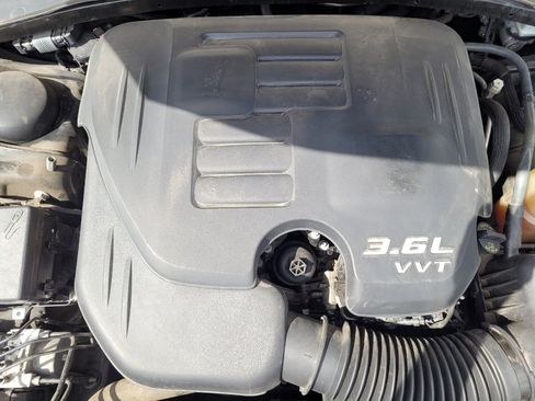 Used 2019 Dodge Charger SXT RWD image 30