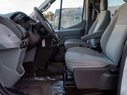 Used 2015 Ford Transit 350 XLT image 11