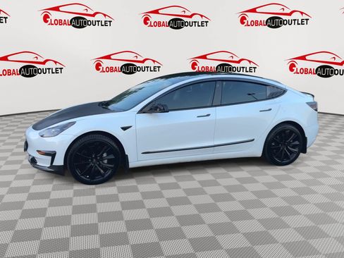 Used 2022 Tesla Model 3 Long Range AWD/4WD image 5