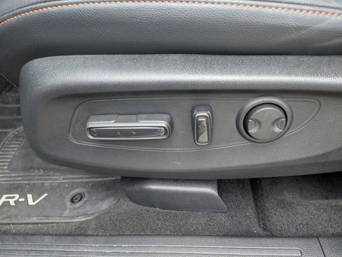 Used 2025 Honda CR-V Sport Touring image 21