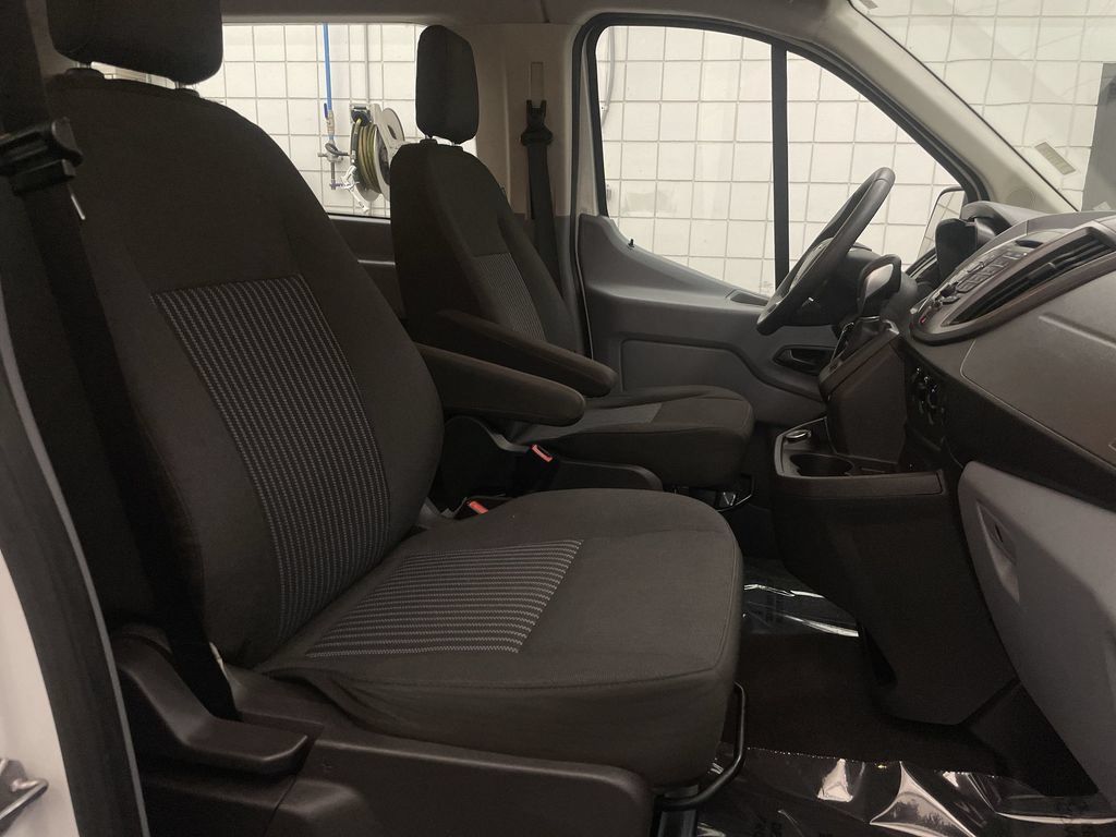 Used 2019 Ford Transit 350 XLT RWD image 17