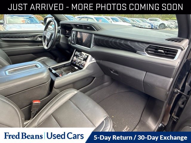 Used 2023 GMC Yukon XL Denali AWD/4WD image 14
