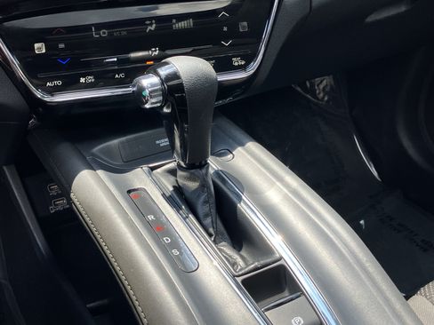 Certified 2022 Honda HR-V EX image 28