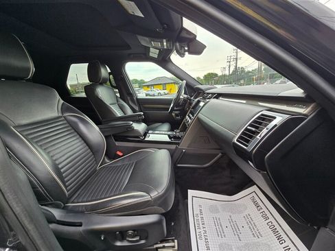 Used 2019 Land Rover Discovery HSE AWD/4WD image 15