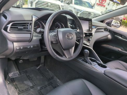 Used 2023 Toyota Camry SE FWD image 10