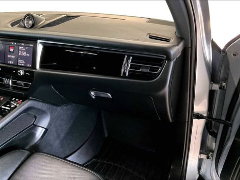 Used 2024 Porsche Macan S image 23