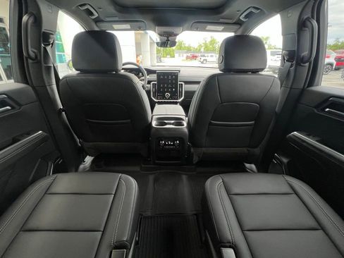 New 2026 GMC Acadia Elevation w/ Elevation Premium Package FWD image 11