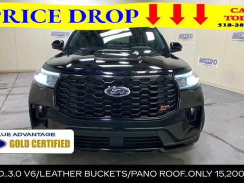 Certified 2025 Ford Explorer ST AWD/4WD image 8