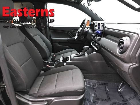 Used 2023 Chevrolet Colorado W/T image 21