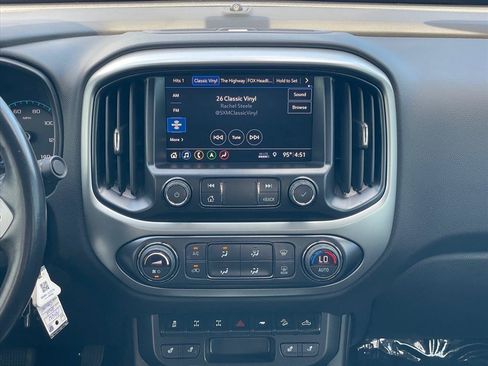 Used 2022 Chevrolet Colorado ZR2 w/ ZR2 Midnight Special Edition AWD/4WD image 15