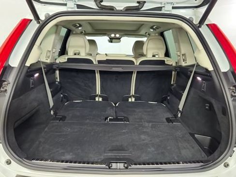 Certified 2023 Volvo XC90 B5 Plus w/ Protection Package Premier AWD/4WD image 44