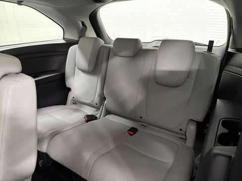 Used 2022 Honda Odyssey EX-L image 17