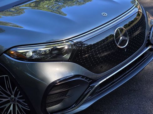 Used 2023 Mercedes-Benz EQS 580 4MATIC SUV image 91