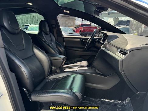 Used 2017 Tesla Model X 75D AWD/4WD image 35