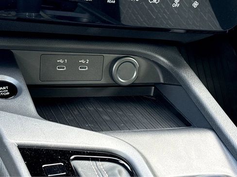 New 2026 Nissan Sentra SV w/ Floor Mat Package FWD image 29