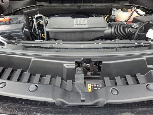 Used 2025 GMC Yukon Denali w/ Sun & Power Step Package AWD/4WD image 27