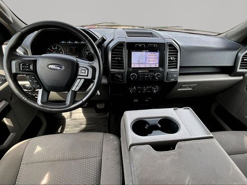 Used 2019 Ford F150 XLT w/ Equipment Group 302A Luxury image 8