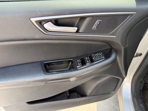 Used 2016 Ford Edge SEL w/ Equipment Group 201A FWD image 21