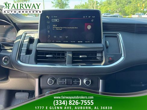 Used 2022 GMC Yukon XL SLT w/ SLT Premium Package AWD/4WD image 24
