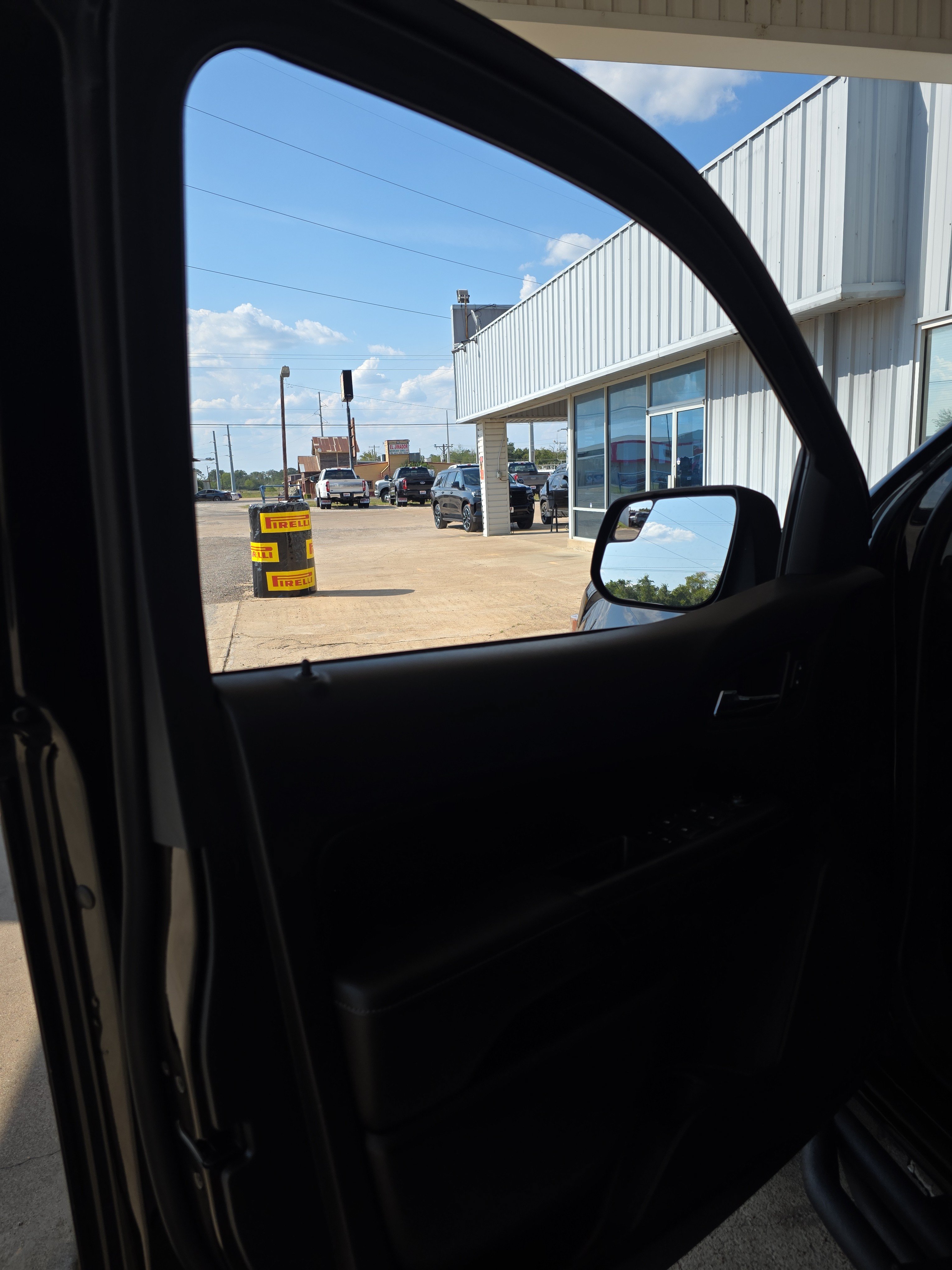 Used 2022 GMC Canyon Elevation w/ Elevation Premium Package RWD image 12