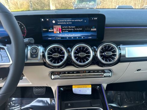 New 2026 Mercedes-Benz GLB 250 image 30