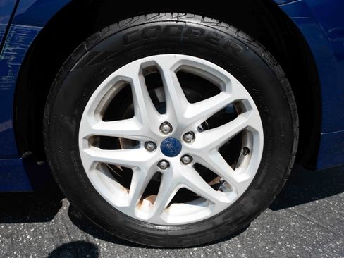 Used 2014 Ford Fusion SE FWD image 28