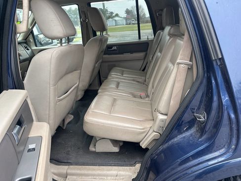 Used 2009 Ford Expedition XLT image 13