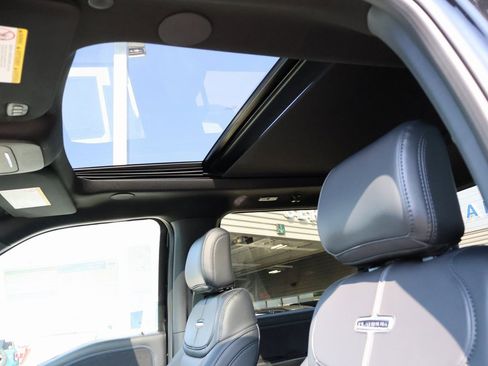 New 2026 Ford F250 Platinum image 25