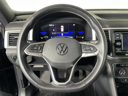 Used 2022 Volkswagen Atlas Cross Sport SE AWD/4WD image 12