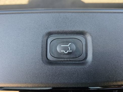 New 2025 Ford Expedition Tremor image 33