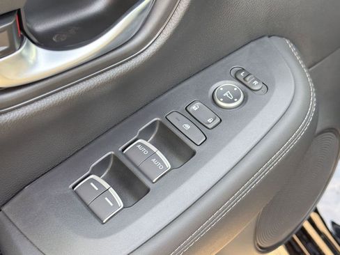 New 2026 Honda HR-V EX-L image 19