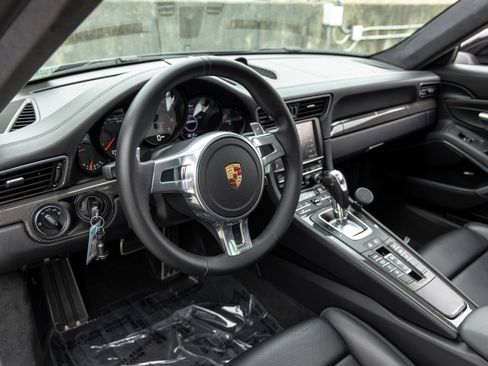 Used 2013 Porsche 911 Carrera S RWD image 4