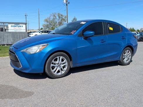 Used 2016 Scion iA FWD image 1