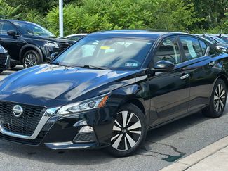 Used 2022 Nissan Altima 2.5 SV FWD video 1