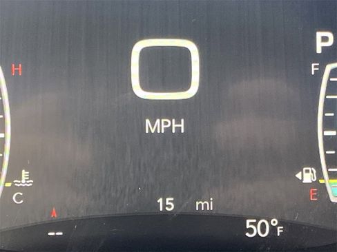 New 2026 Chrysler Pacifica Select image 23