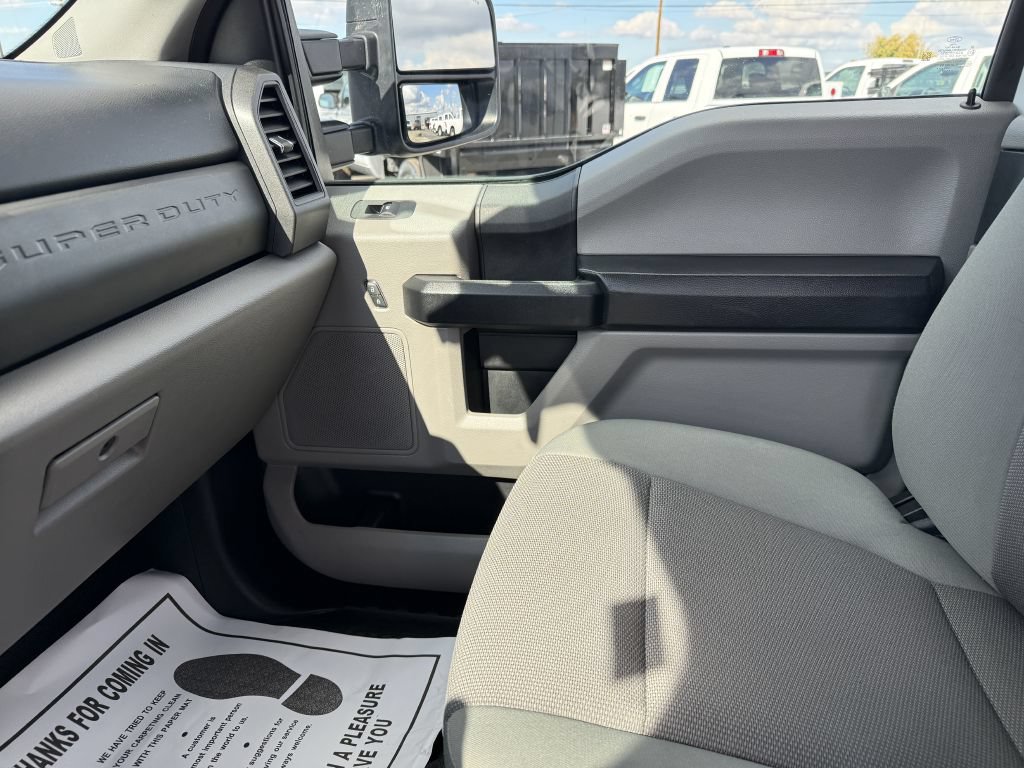 Used 2020 Ford F250 XL w/ Power Equipment Group AWD/4WD image 21