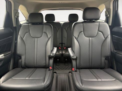 Used 2023 Kia Sorento SX FWD image 11