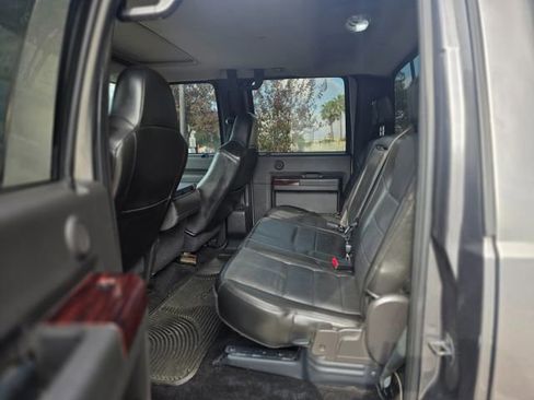 Used 2010 Ford F350 Lariat image 20