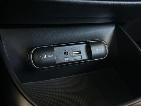 Used 2019 Kia Soul + FWD image 26