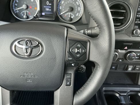 Certified 2023 Toyota Tacoma TRD Off-Road image 13
