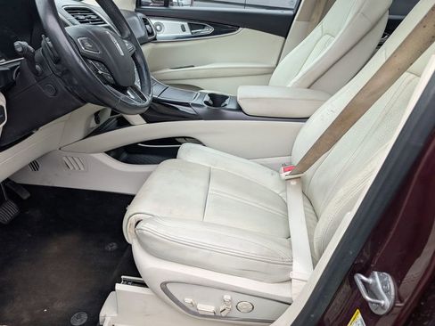 Used 2018 Lincoln MKX Black Label w/ Driver Assistance Package image 9