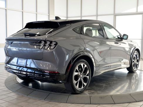 Used 2023 Ford Mustang Mach-E Premium image 8