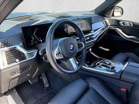 Used 2026 BMW X5 sDrive40i w/ M Sport Package RWD image 13