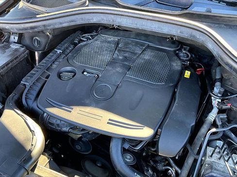 Used 2016 Mercedes-Benz GLE 350 w/ Premium Package image 30