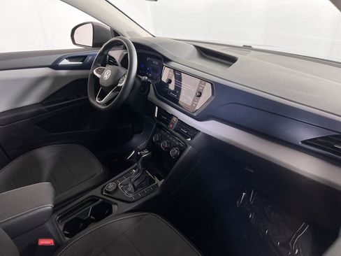 Used 2023 Volkswagen Taos SE image 28